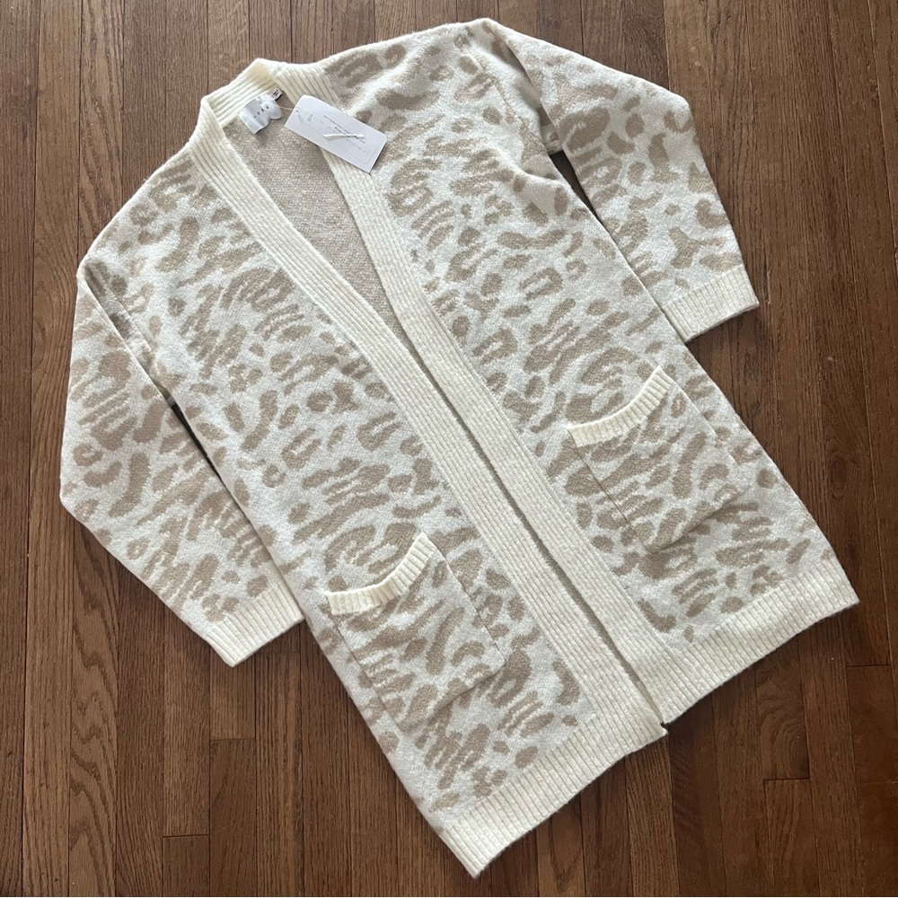 Lush Cream/Tan Soft Leopard Print Open Front Long Sweater Size Small